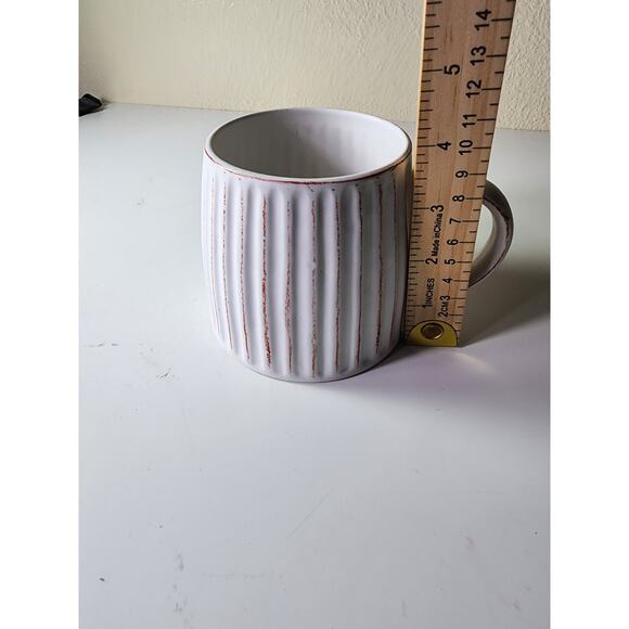 STARBUCKS Gray Red 2013 Ribbed Ceramic 16 oz. Coffee Mug - Picture 5 of 6